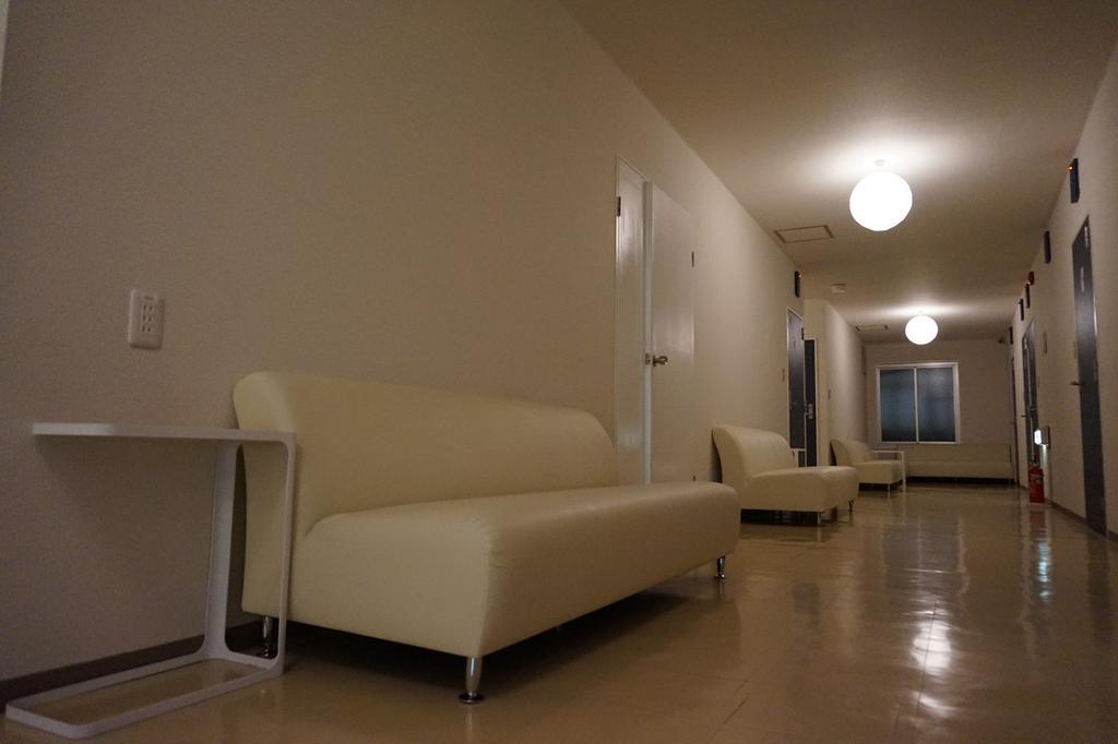 Uni Hostel Осака Экстерьер фото