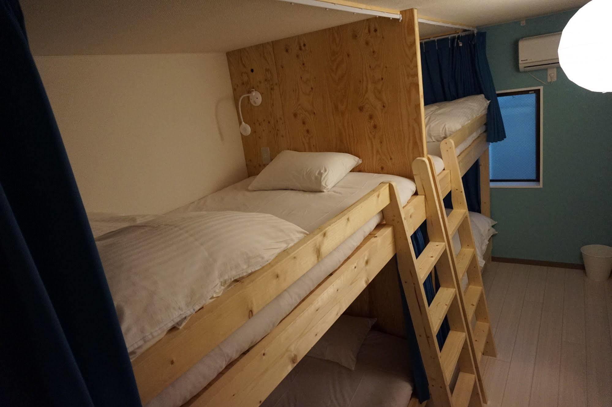 Uni Hostel Осака Экстерьер фото