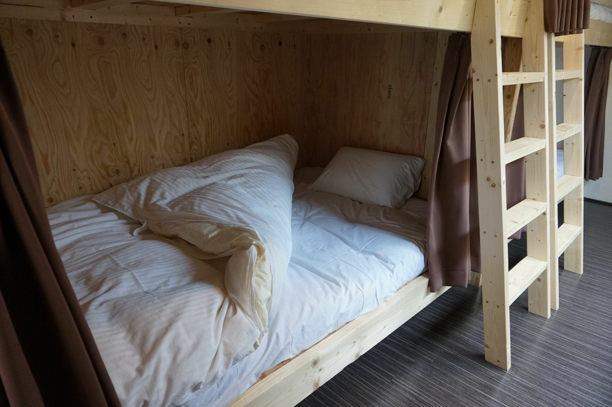 Uni Hostel Осака Экстерьер фото